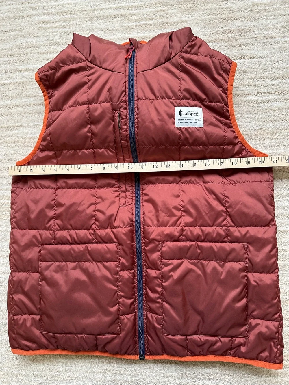Like New Cotopaxi Teca Calido Hooded Vest Reversible Insulated Pink Brown Large